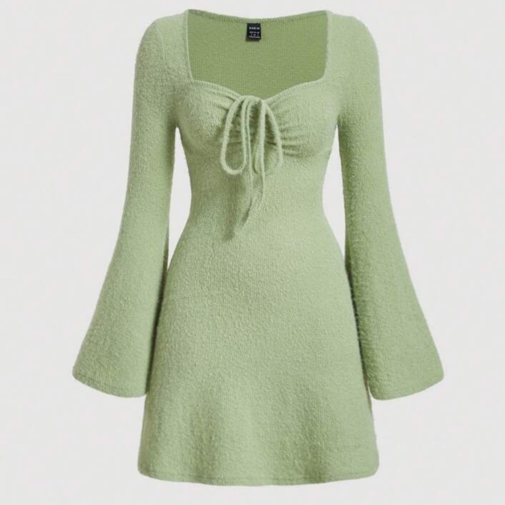Green bell sleeve dress